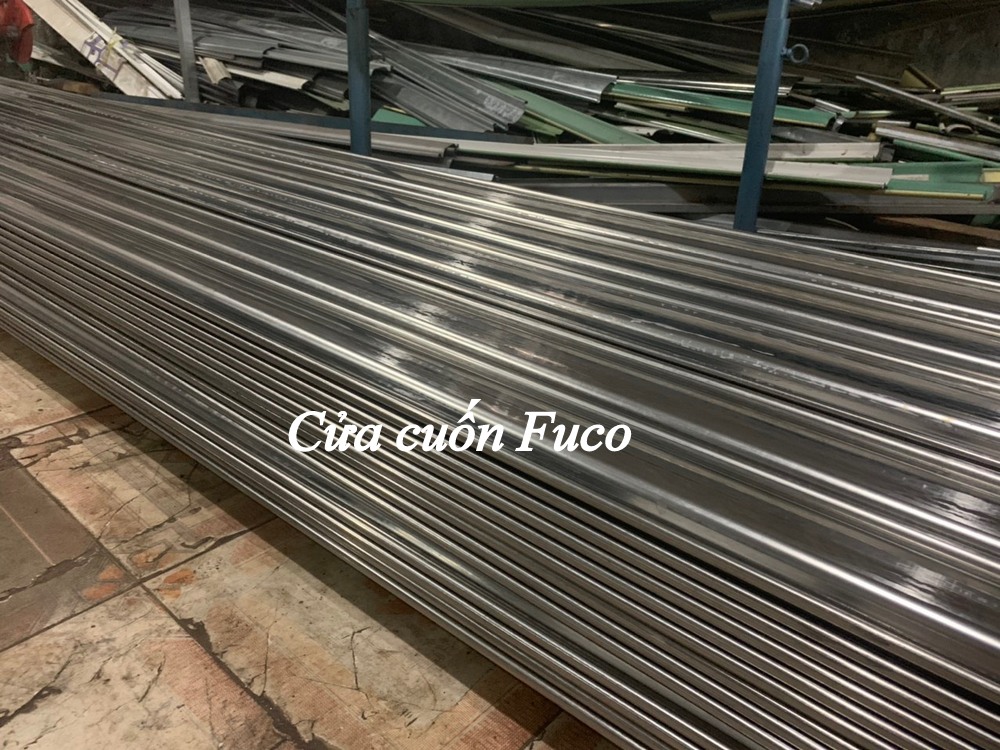 cửa cuốn siêu trường sơn inox