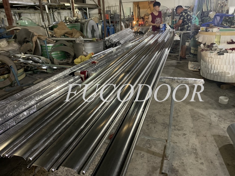 Báo giá cửa cuốn nhà xưởng, Cửa cuốn siêu trường tại Hà Tĩnh, Cửa cuốn Siêu Trường INOX dầy 1.2ly, Báo giá cửa cuốn Siêu Trường 2024