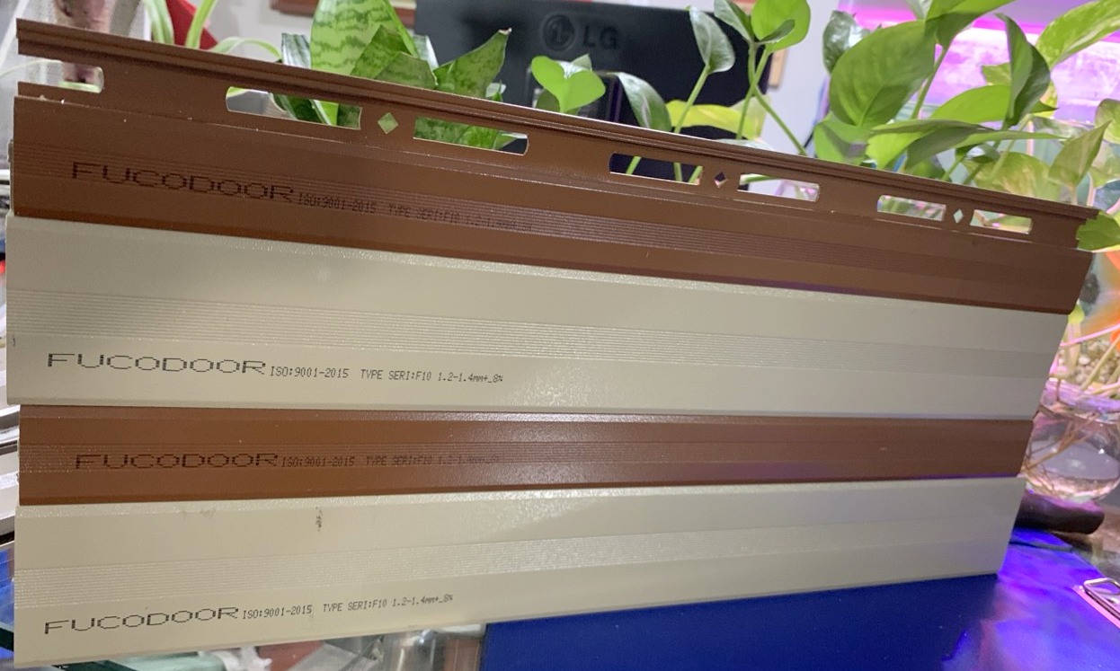 Cửa cuốn khe thoáng Fuco, cửa cuốn khe thoáng giá rẻ