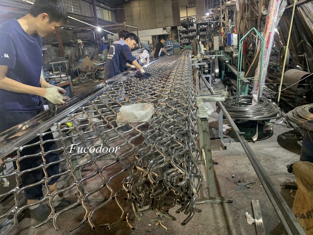 Cửa cuốn lưới thép mắt võng tại thị xã Điện Bàn, Quảng Nam