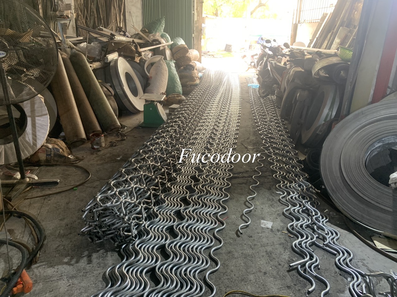 Báo giá cửa cuốn mắc võng