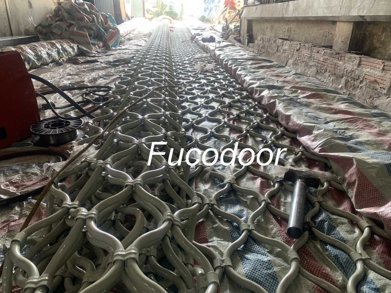 Báo giá cửa cuốn mắt võng giá rẻ nhất thị xã Quảng Yên