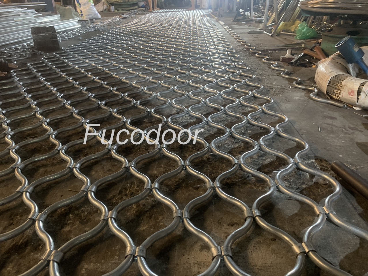 Cửa cuốn mắt võng giá rẻ nhất