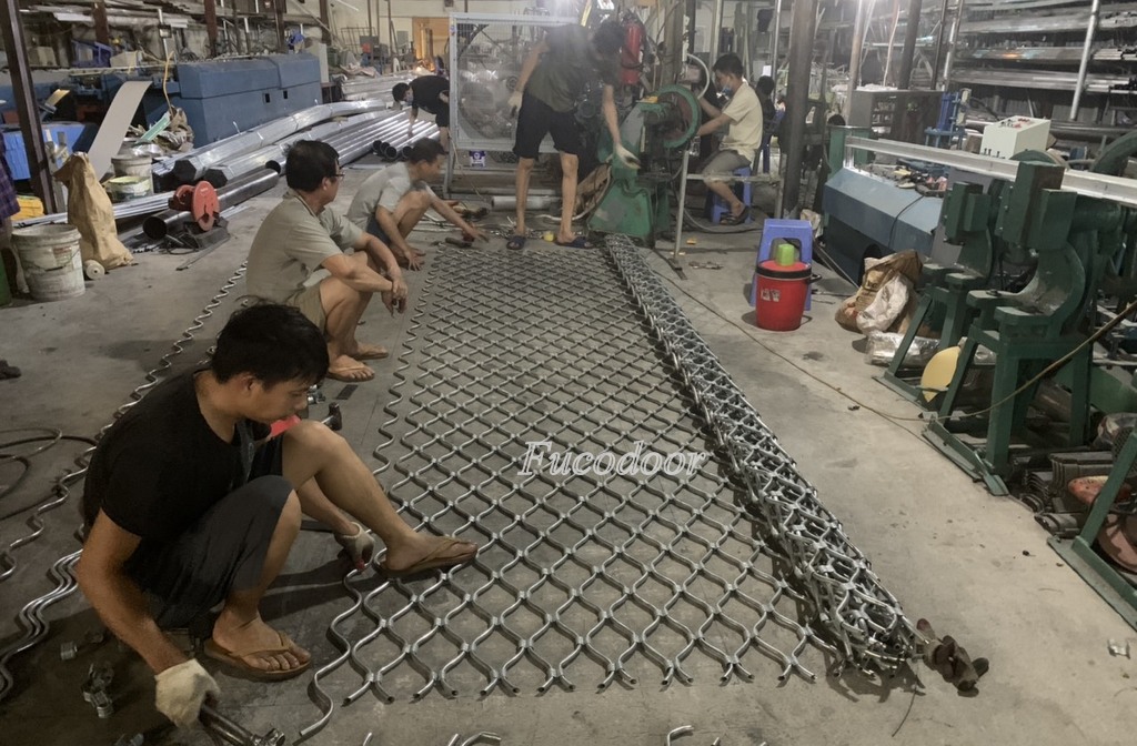 Cửa cuốn Mắt Võng tại Đà Nẵng