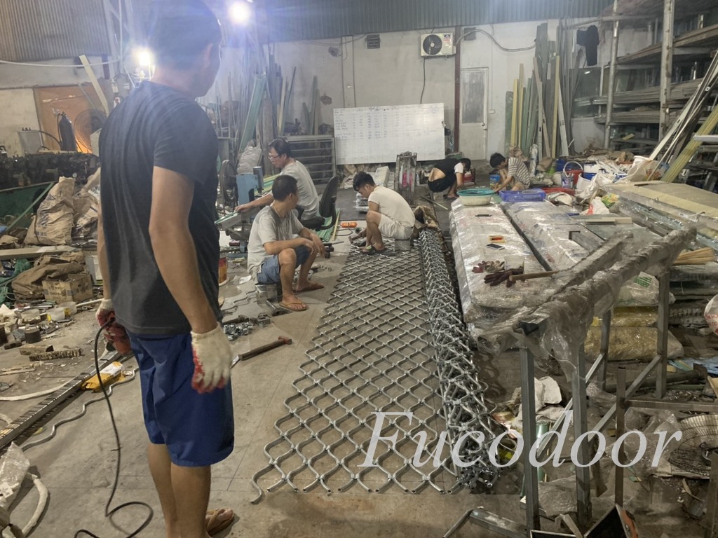 Cửa cuốn Mắt Võng tại Thừa Thiên Huế