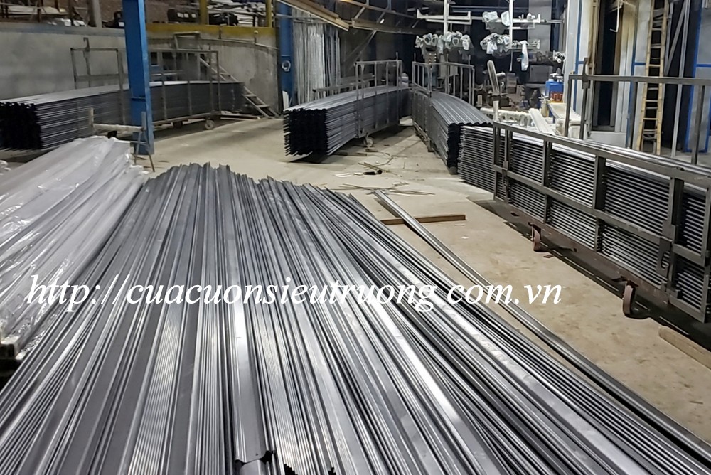 Cửa cuốn khổ lớn, cửa cuốn bản 10cm, cửa cuốn rộng 10m