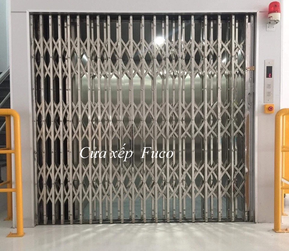 Mẫu cửa xếp inox đẹp không lá