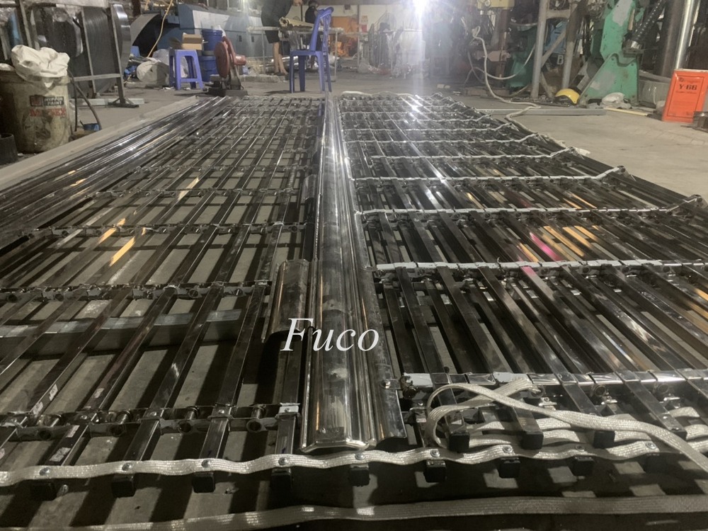 Cửa cuốn song ngang hộp 20x20 INOX 304